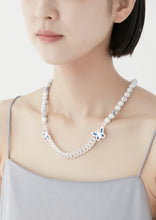 將圖片載入圖庫檢視器 White Turquoise Silver Butterfly