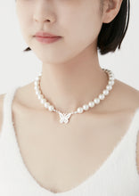 將圖片載入圖庫檢視器 Royal Crystal Angel