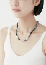 將圖片載入圖庫檢視器 Black Rose Angel