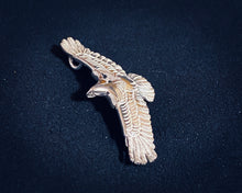 將圖片載入圖庫檢視器 Silver Eagel Pendant