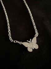 將圖片載入圖庫檢視器 S925 Handmade Butterfly Necklace SpaceColor