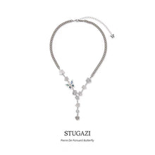 將圖片載入圖庫檢視器 Pierre De Ronsard Butterfly