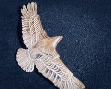 Load image into Gallery viewer, Silver Eagel Pendant
